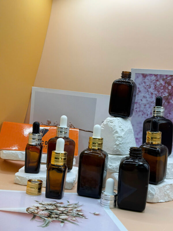 Chai Tinh Serum Nâu Vuông - Khoen Vàng - bạc cát sang trọng